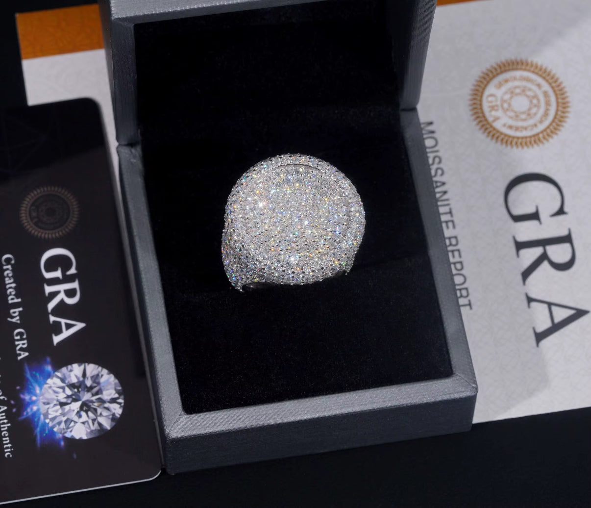 Moissanite circle ring