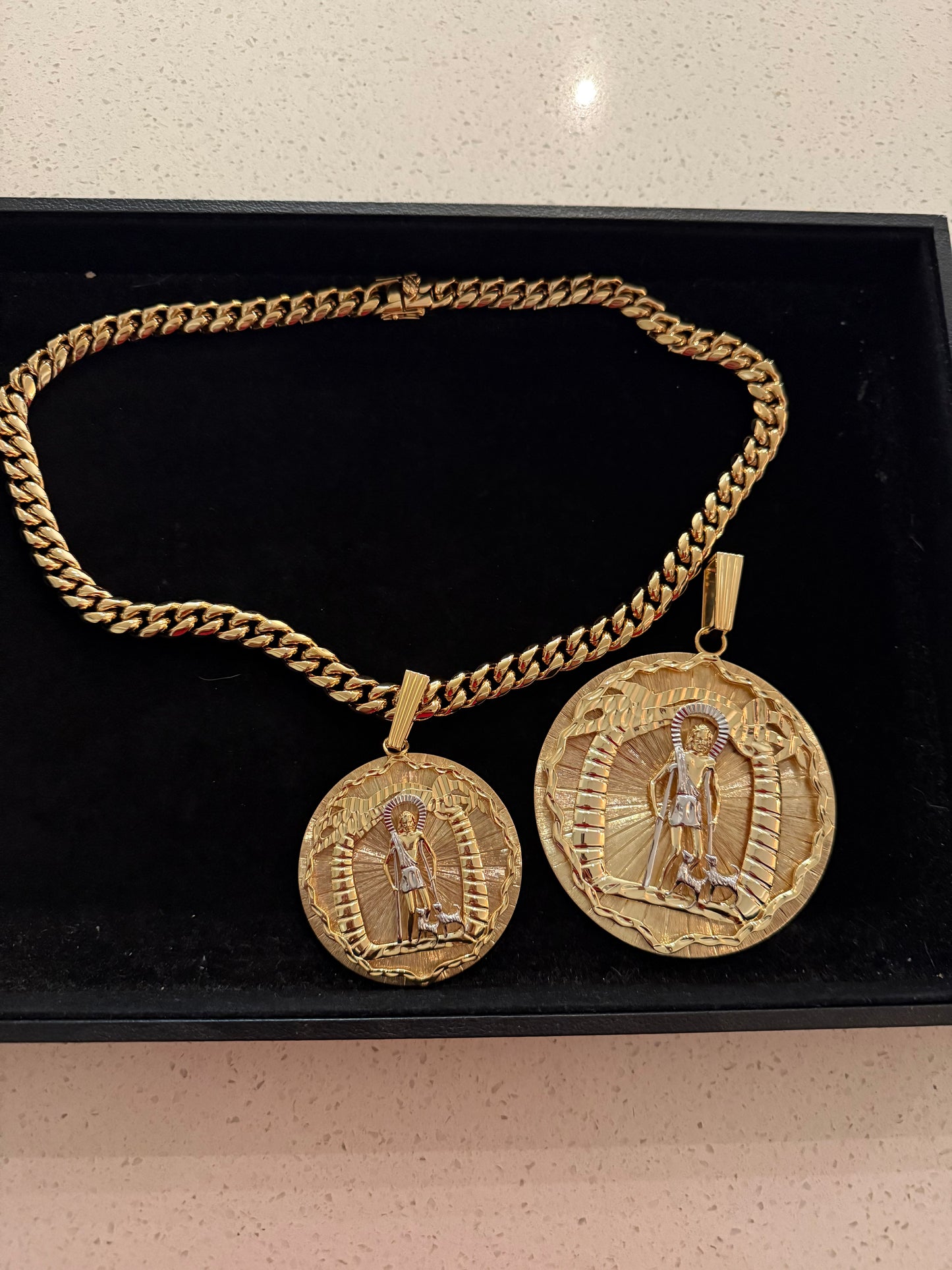 San laz jumbo pendant